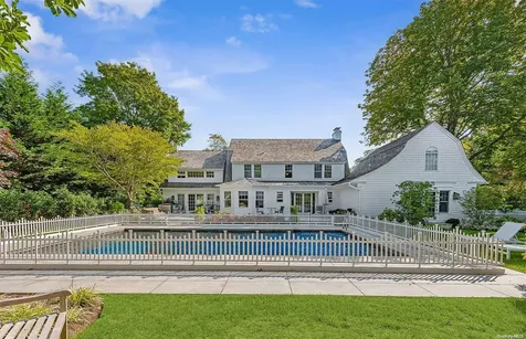 32 Davids Lane East Hampton NY 11937
