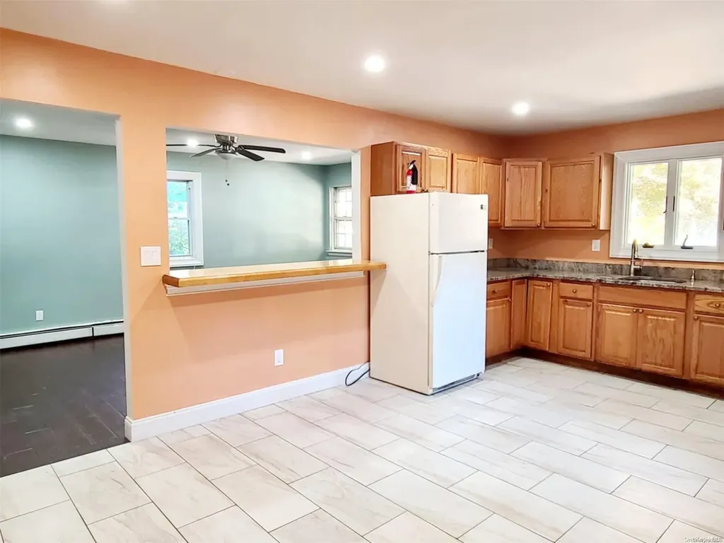 6 Somers Place Mastic NY 11950
