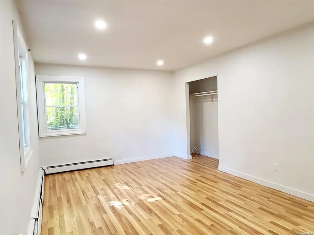 6 Somers Place Mastic NY 11950