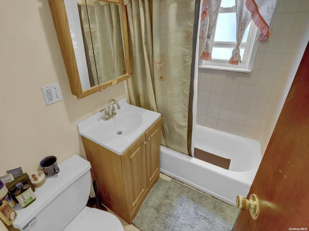 947 E 104th Street Brooklyn NY 11236