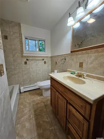 91 Mohawk Avenue Deer Park NY 11729