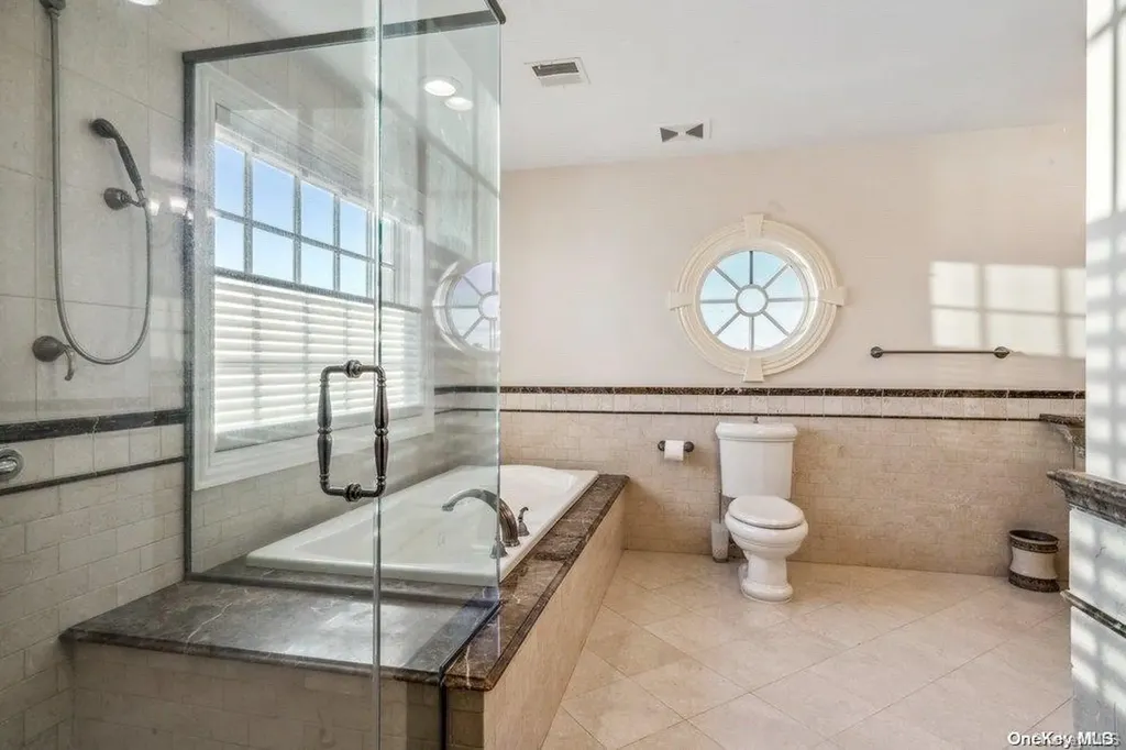103 Davison Lane W West Islip NY 11795
