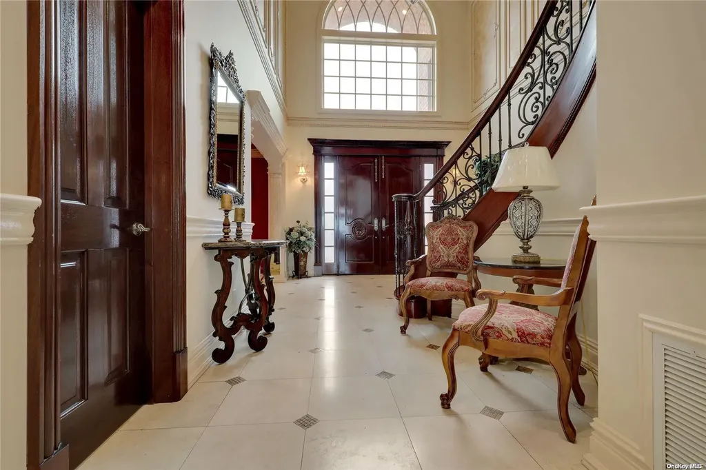 103 Davison Lane W West Islip NY 11795