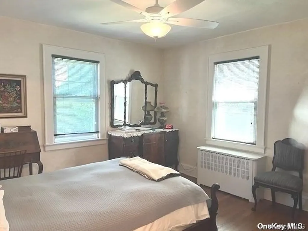 693 Adele Place Baldwin NY 11510