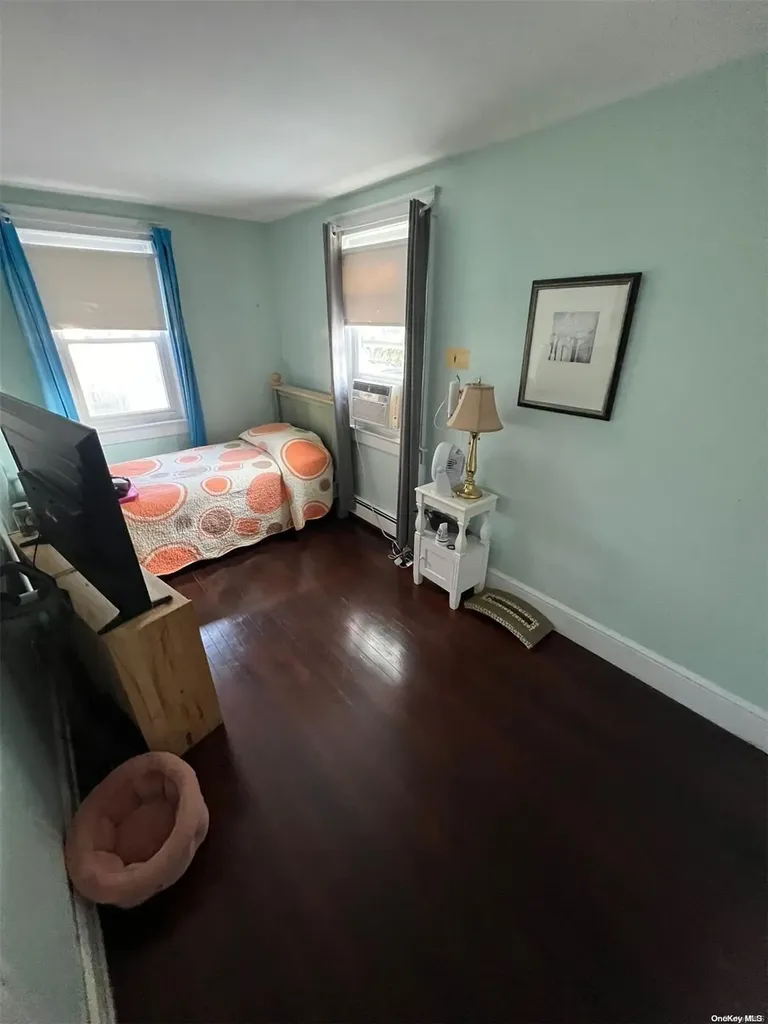 12 Charles Street Bay Shore NY 11706