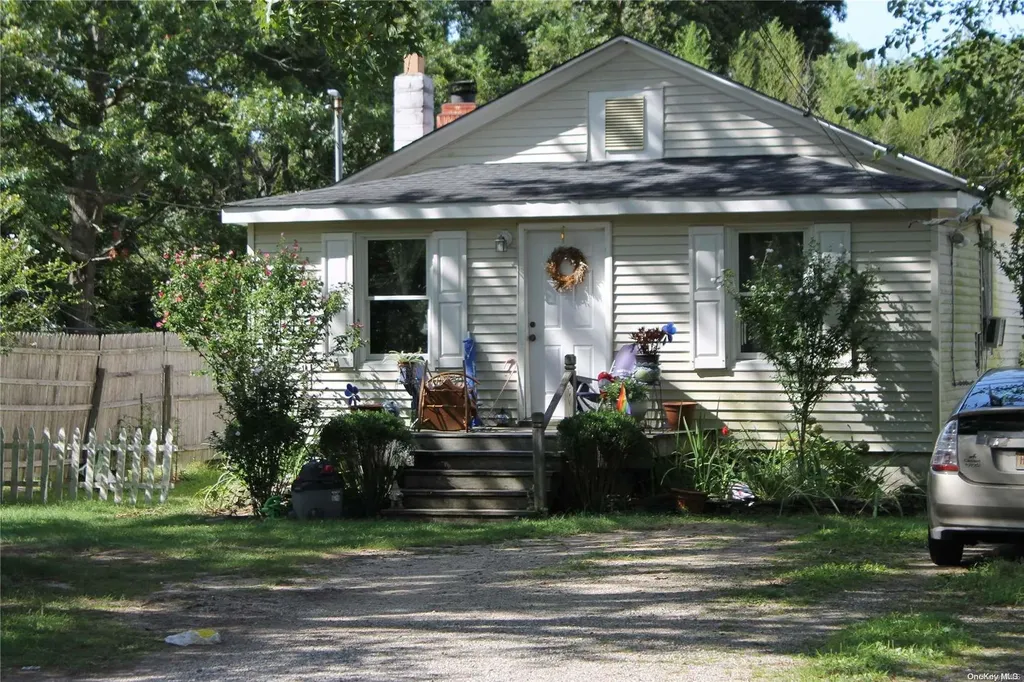 159 Riverside Avenue Mastic Beach NY 11951