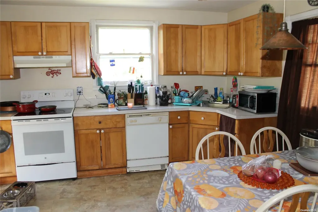 159 Riverside Avenue Mastic Beach NY 11951