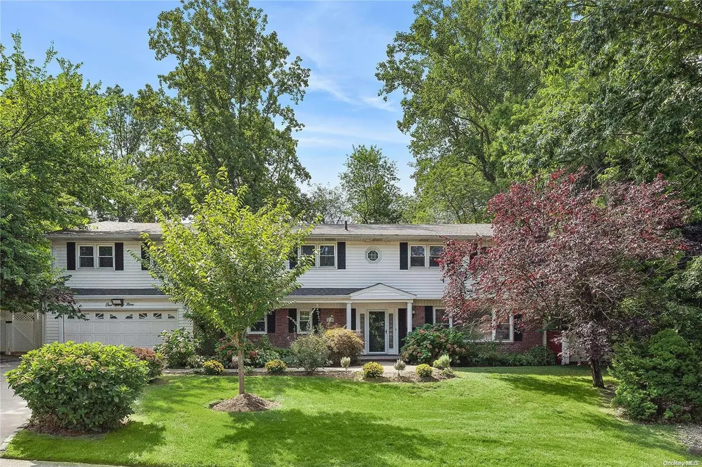 139 Chestnut Road Manhasset NY 11030