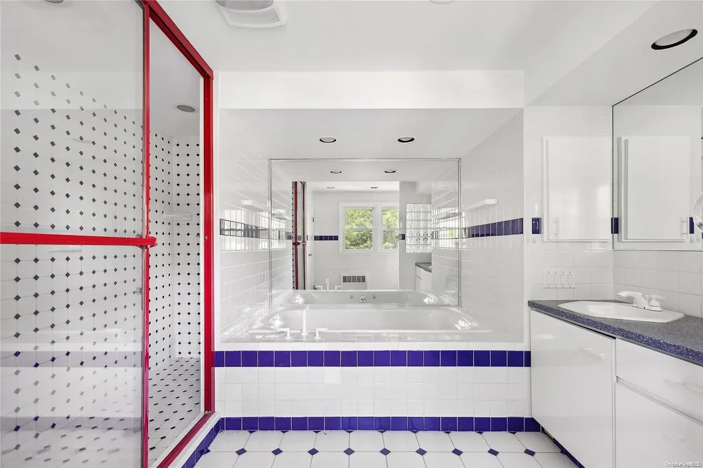 139 Chestnut Road Manhasset NY 11030