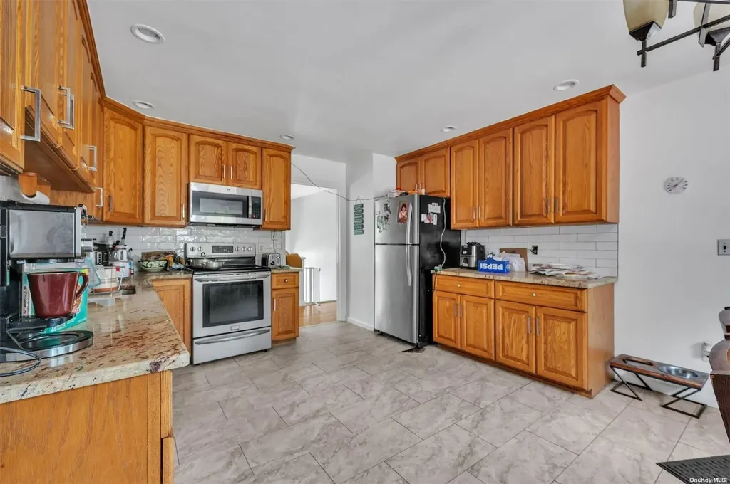 18 Stanley Court Carmel NY 10512