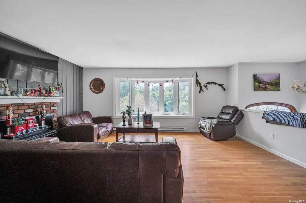 18 Stanley Court Carmel NY 10512