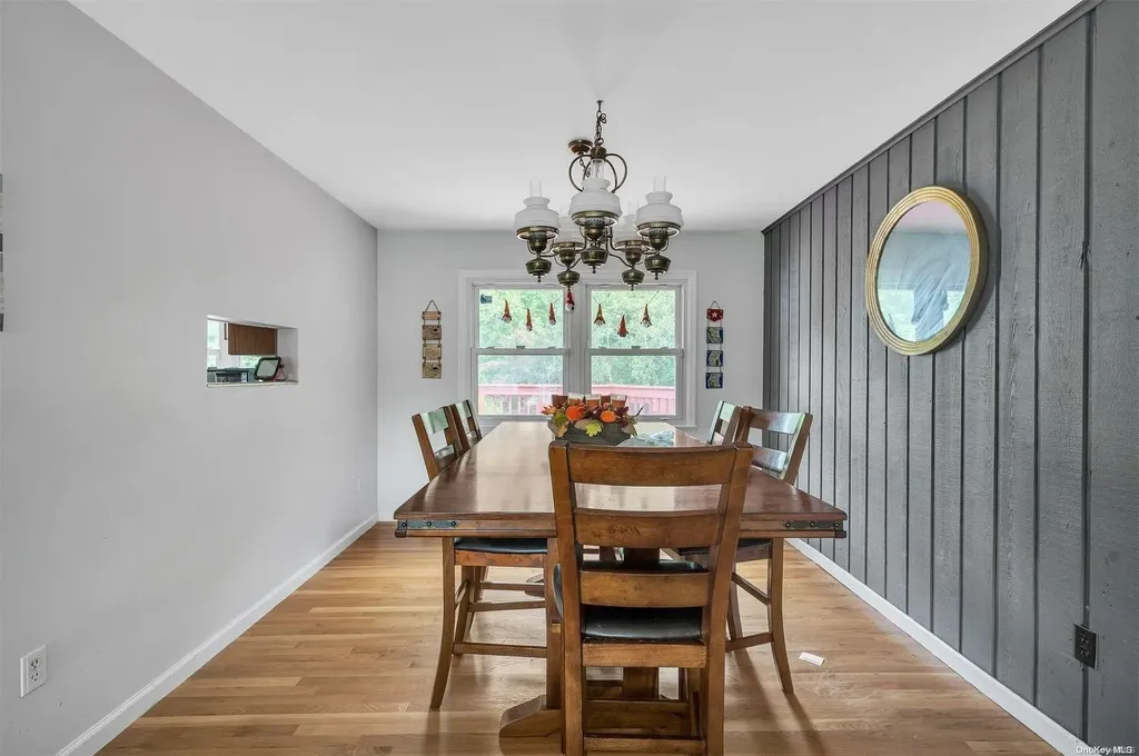 18 Stanley Court Carmel NY 10512