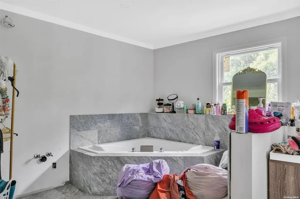 18 Stanley Court Carmel NY 10512