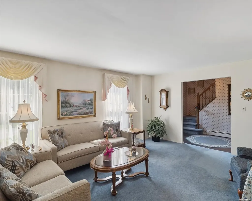 56 Neil Drive Smithtown NY 11787
