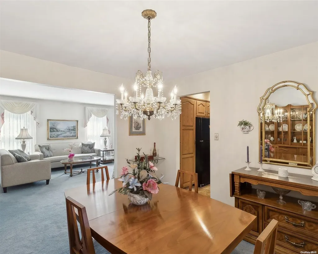 56 Neil Drive Smithtown NY 11787