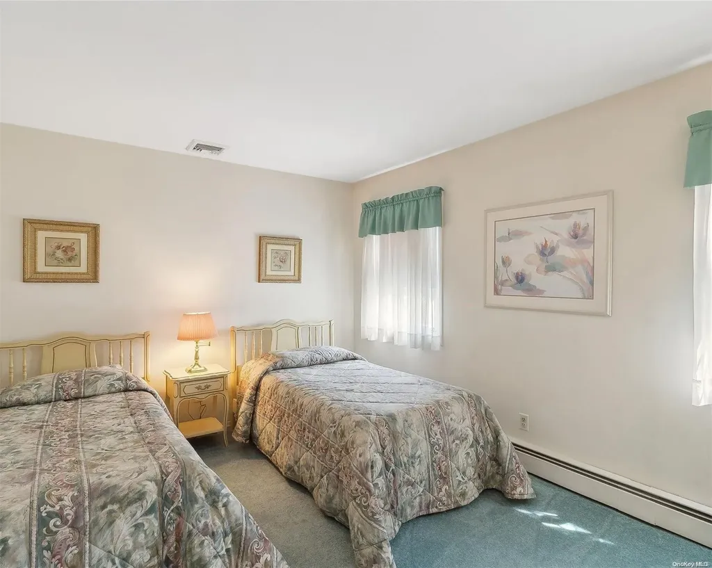 56 Neil Drive Smithtown NY 11787