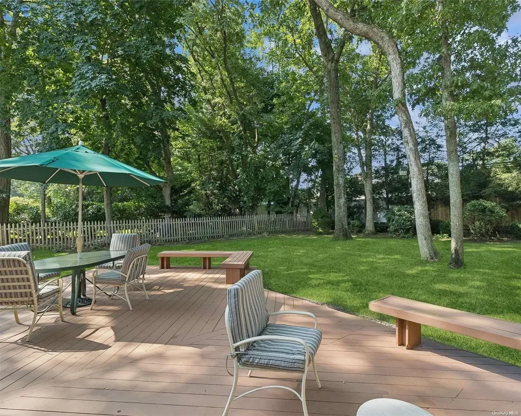 56 Neil Drive Smithtown NY 11787