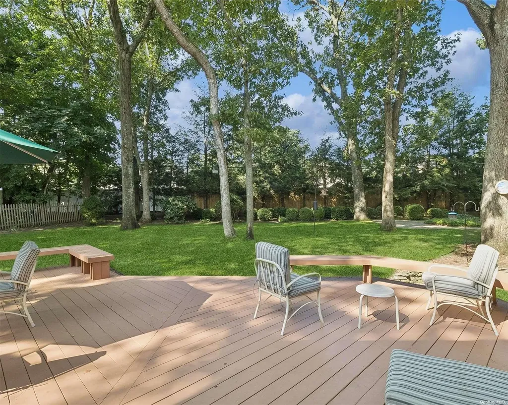 56 Neil Drive Smithtown NY 11787