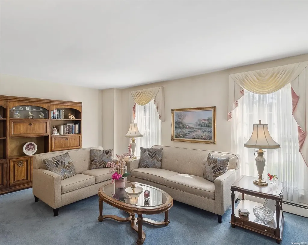 56 Neil Drive Smithtown NY 11787