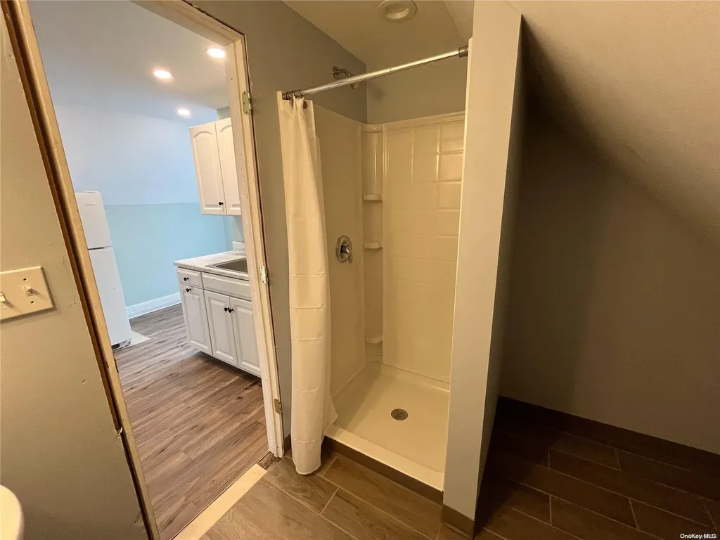 150 29th Street Copiague NY 11726