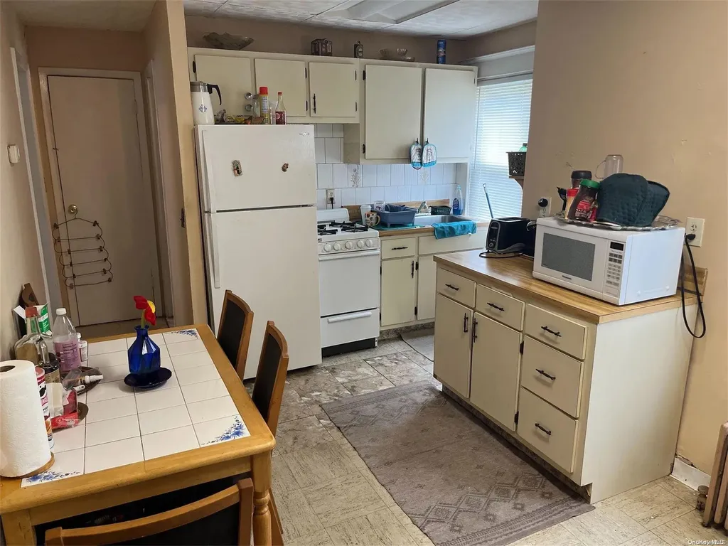 150 29th Street Copiague NY 11726