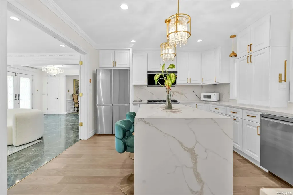 151 Mill Spring Road Manhasset NY 11030