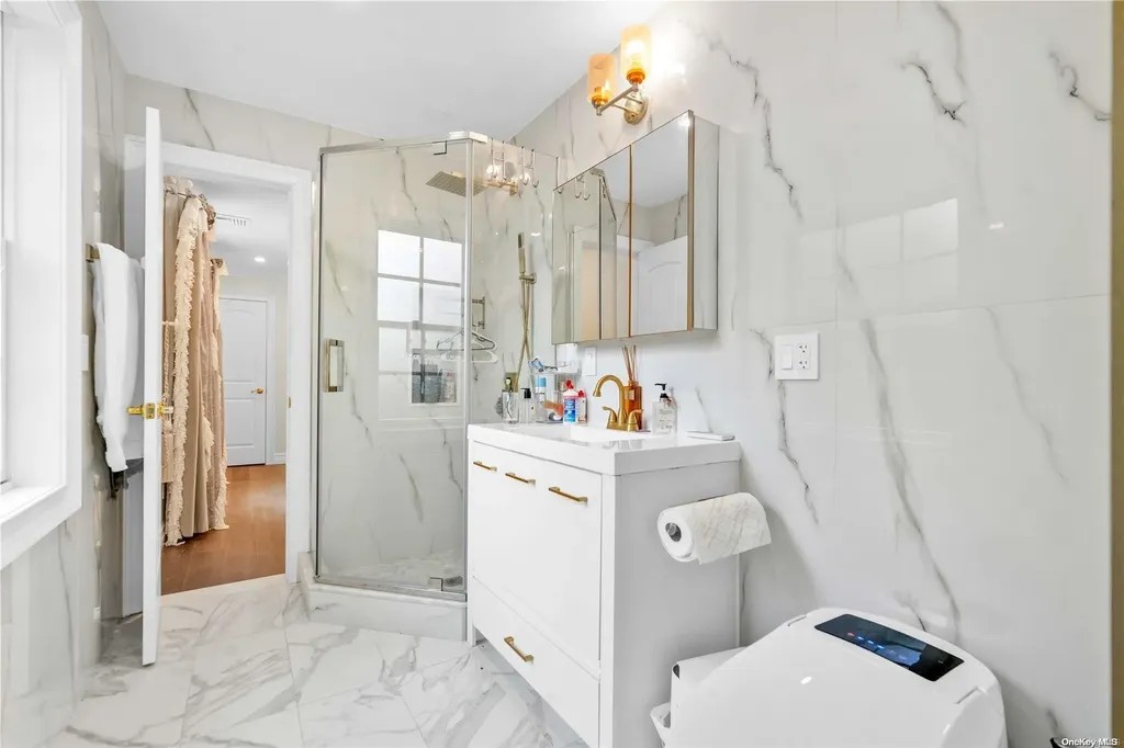 151 Mill Spring Road Manhasset NY 11030