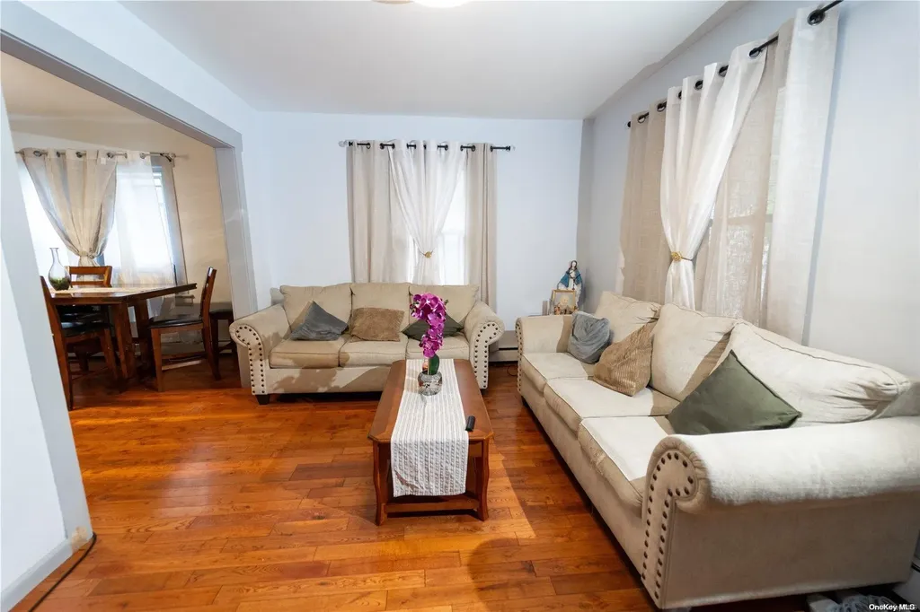 129 Atlantic Avenue Freeport NY 11520