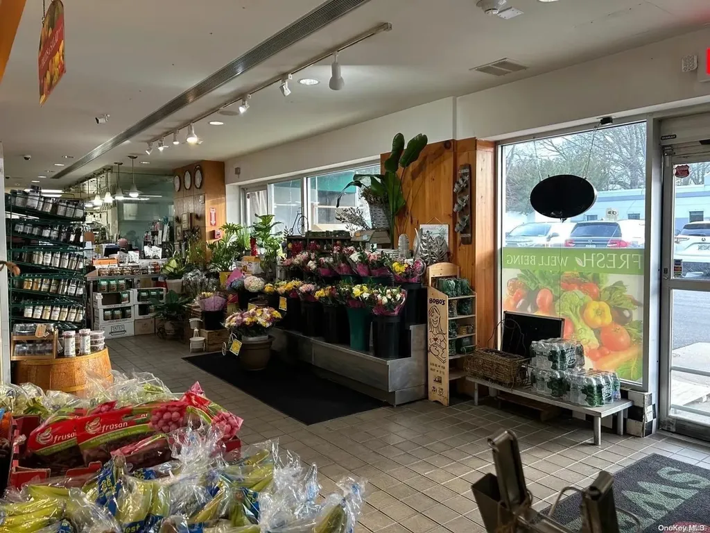 1483 Broadway Hewlett NY 11557