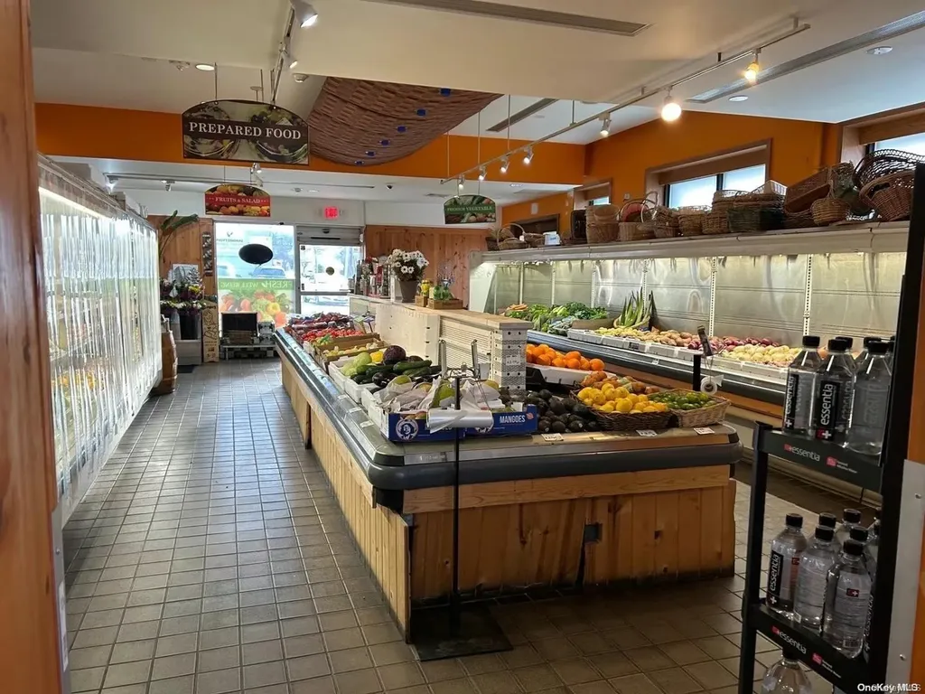 1483 Broadway Hewlett NY 11557