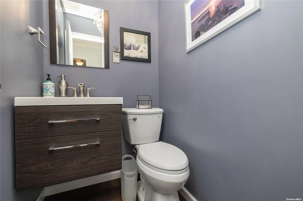 2892 Clark Avenue Oceanside NY 11572
