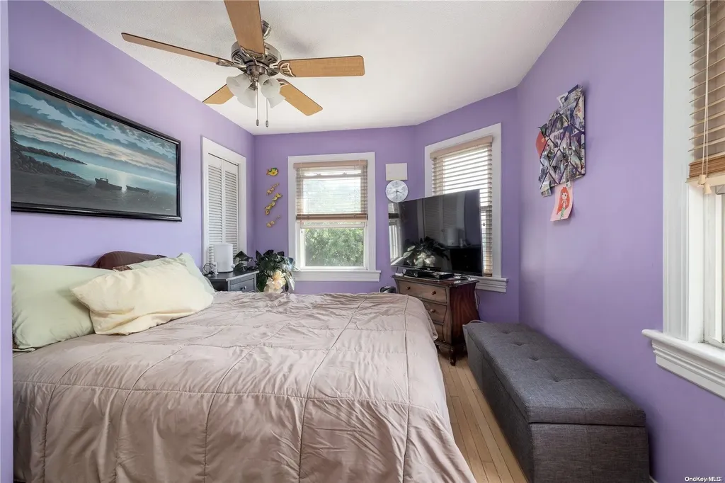 2892 Clark Avenue Oceanside NY 11572
