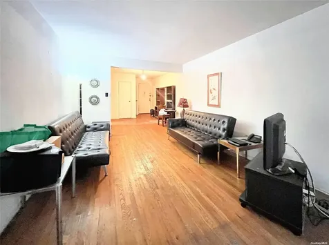 8360 Vietor Avenue Elmhurst NY 11373