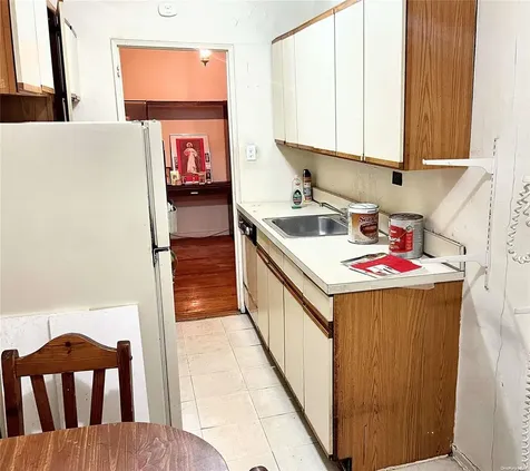 8360 Vietor Avenue Elmhurst NY 11373