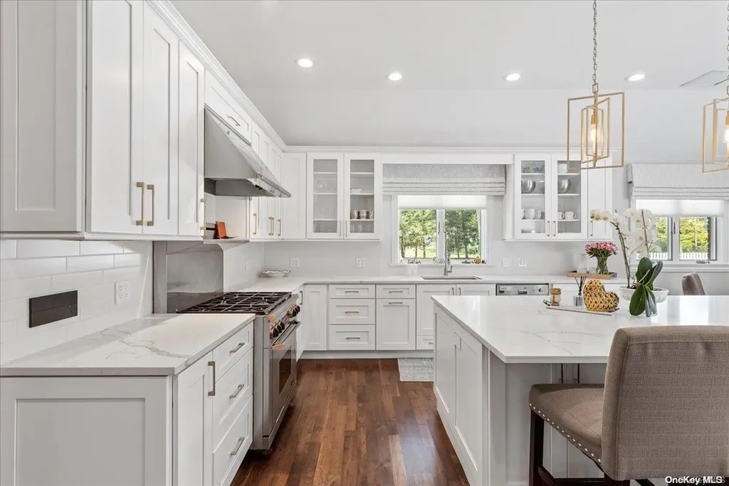 41 Golf Lane Huntington NY 11743