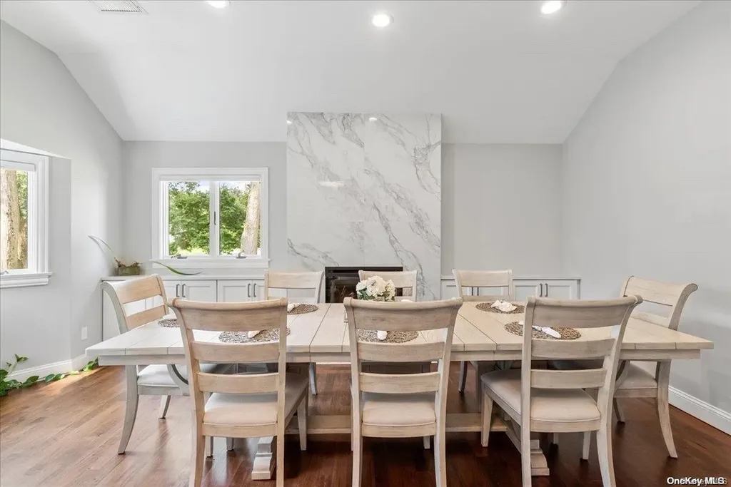 41 Golf Lane Huntington NY 11743