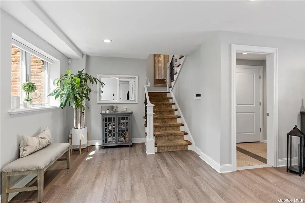 41 Golf Lane Huntington NY 11743