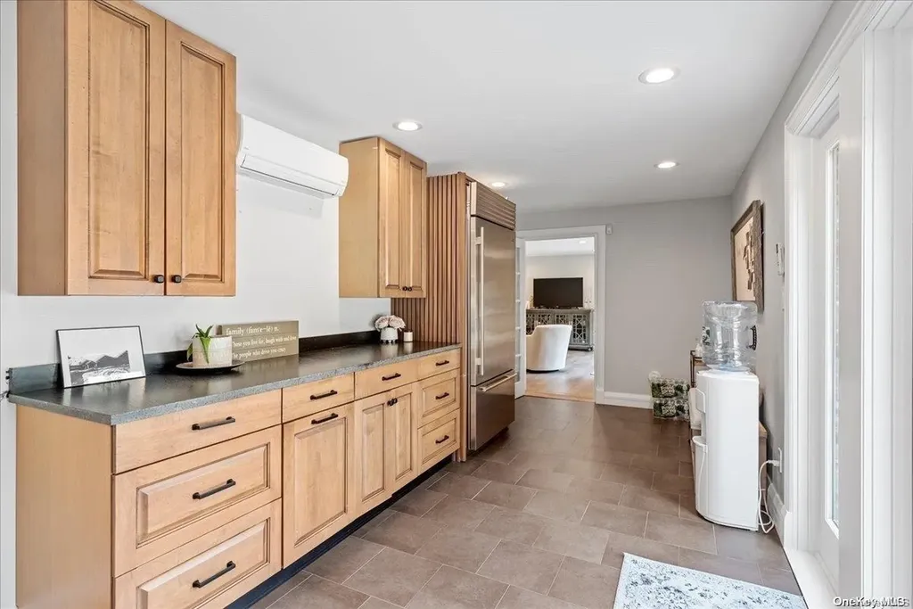 41 Golf Lane Huntington NY 11743