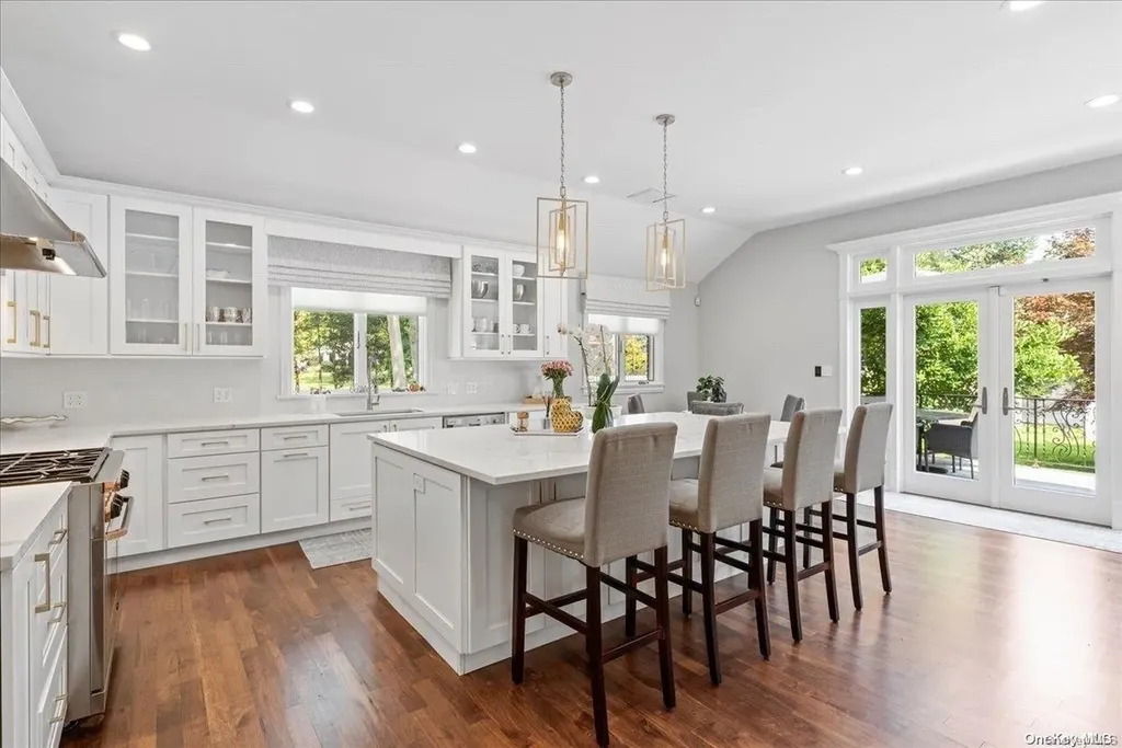 41 Golf Lane Huntington NY 11743