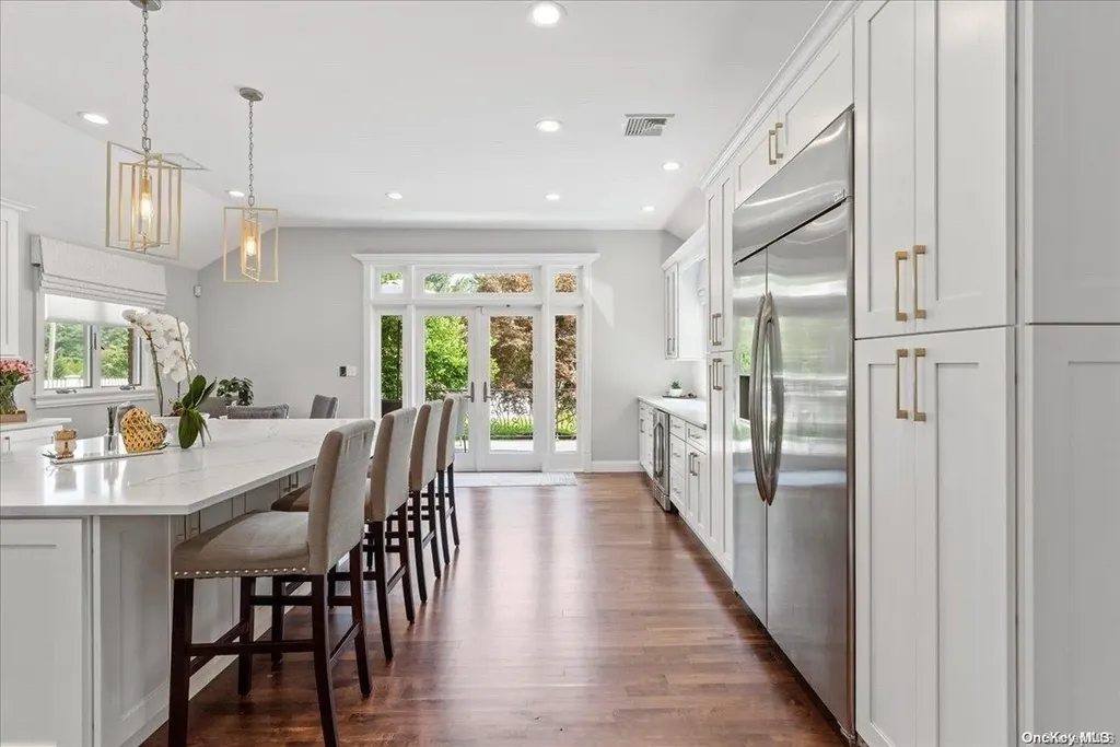 41 Golf Lane Huntington NY 11743