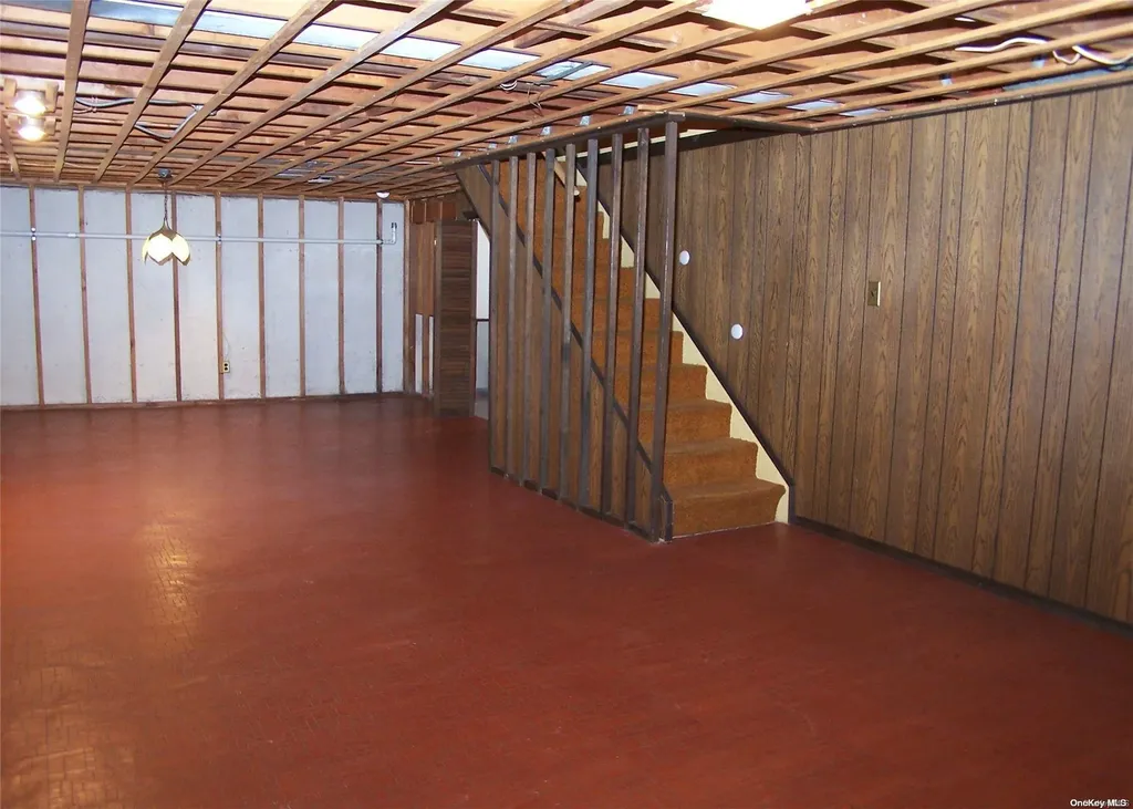 14 Towne Lane Centereach NY 11720