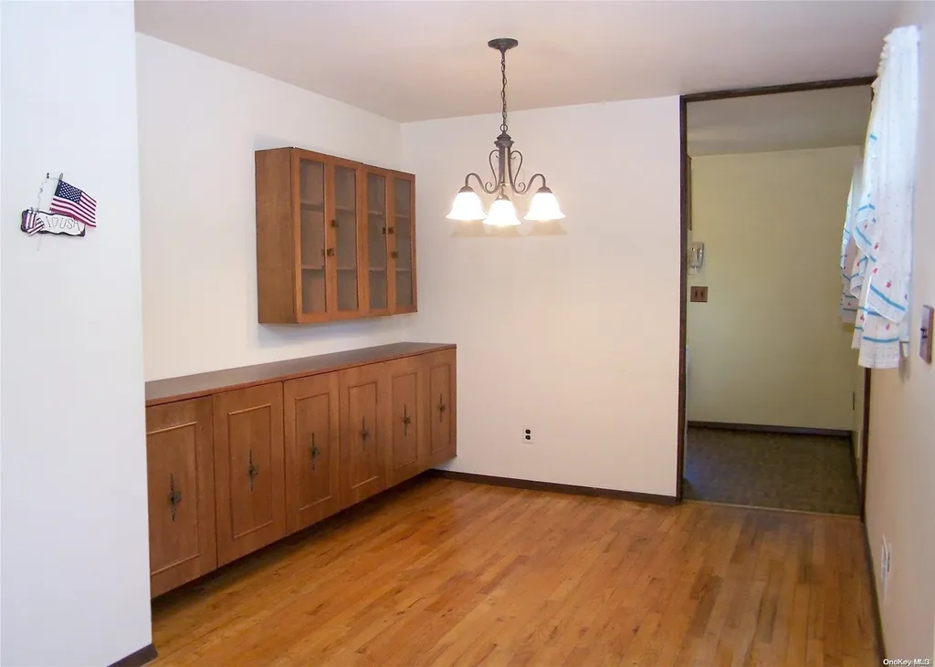 14 Towne Lane Centereach NY 11720