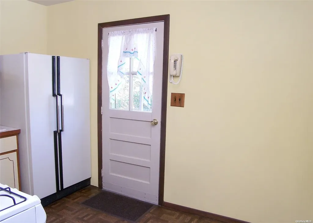 14 Towne Lane Centereach NY 11720