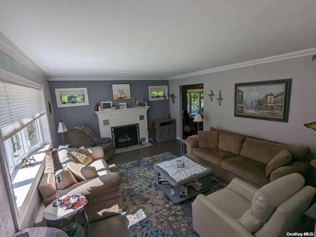22 Valentine Road Shoreham NY 11786