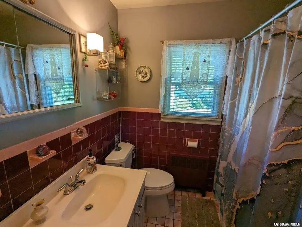22 Valentine Road Shoreham NY 11786