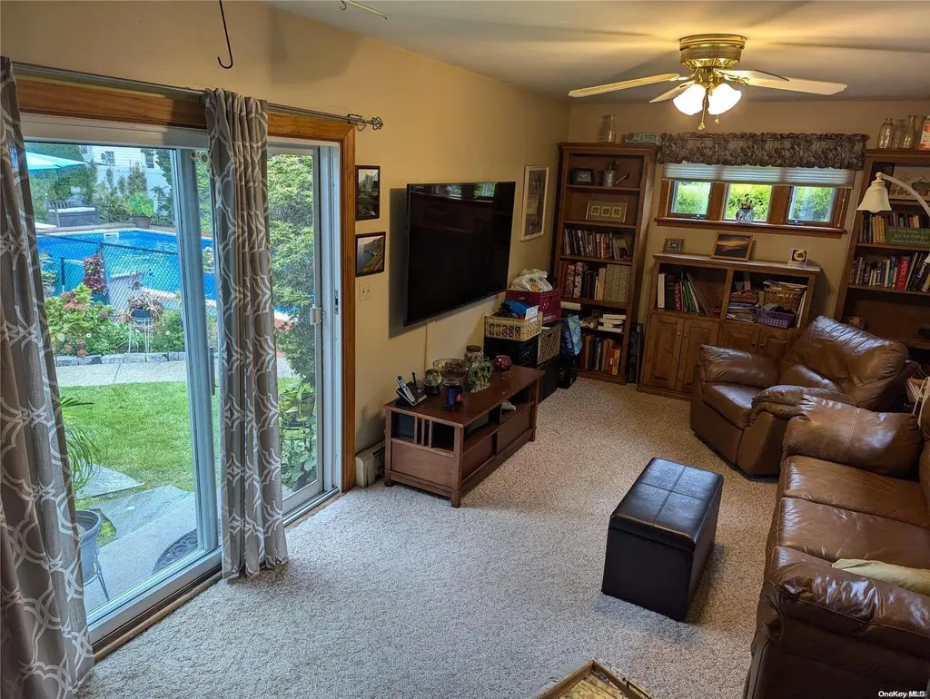 22 Valentine Road Shoreham NY 11786