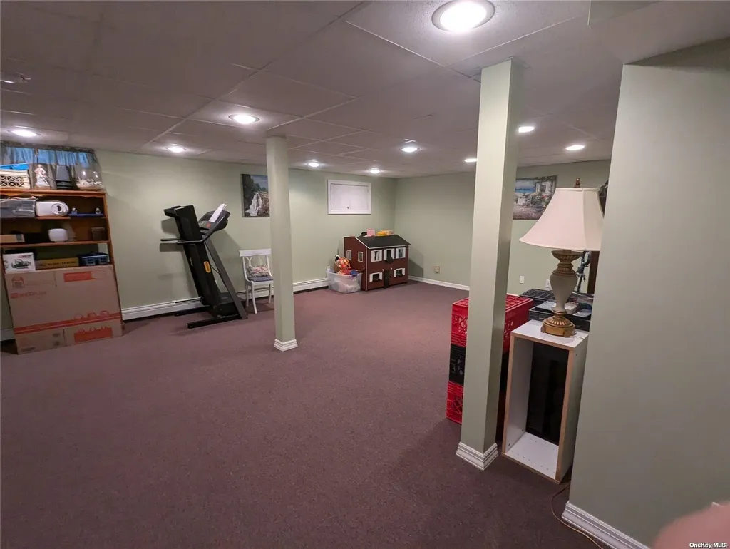 22 Valentine Road Shoreham NY 11786