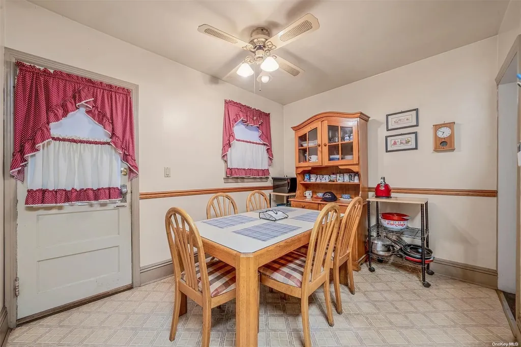 266 Earle Avenue Lynbrook NY 11563