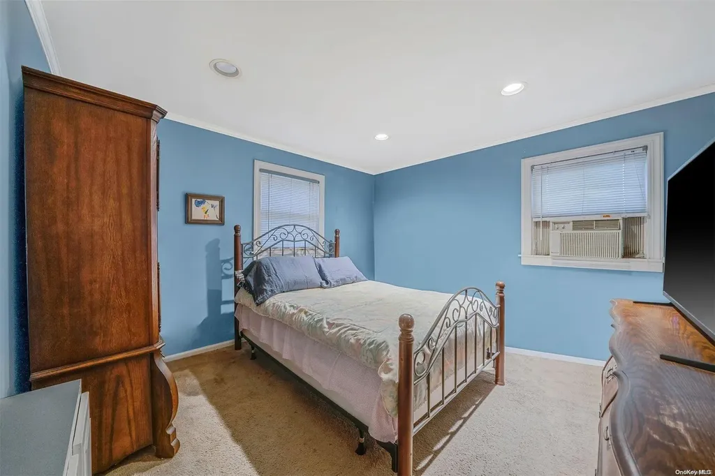 266 Earle Avenue Lynbrook NY 11563