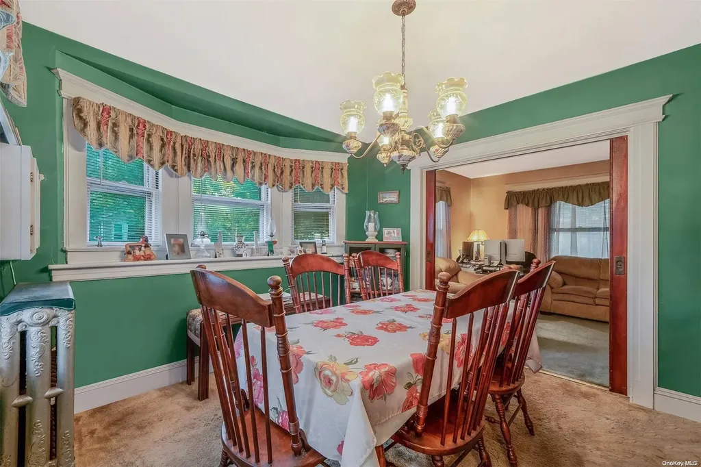 266 Earle Avenue Lynbrook NY 11563